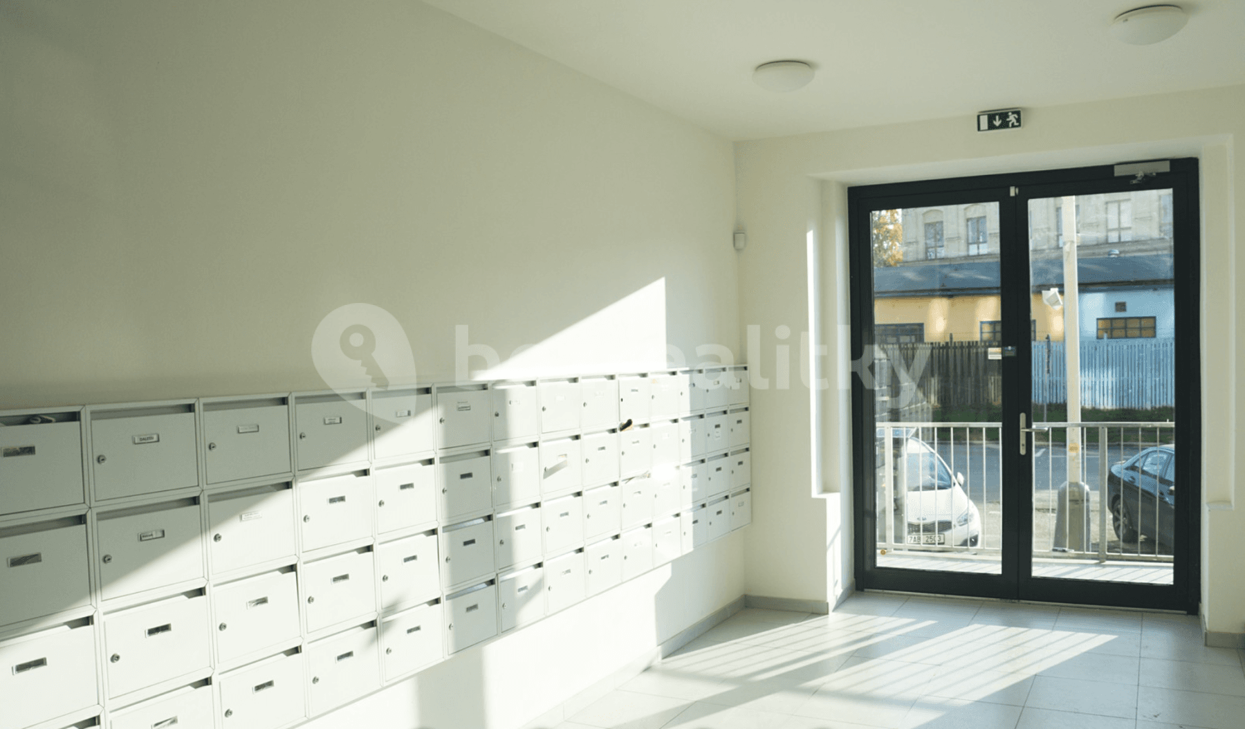 Prenájom bytu 1-izbový 47 m², Jankovcova, Praha, Praha Prenájom bytu 1-izbový 47 m², Jankovcova, Praha, Praha