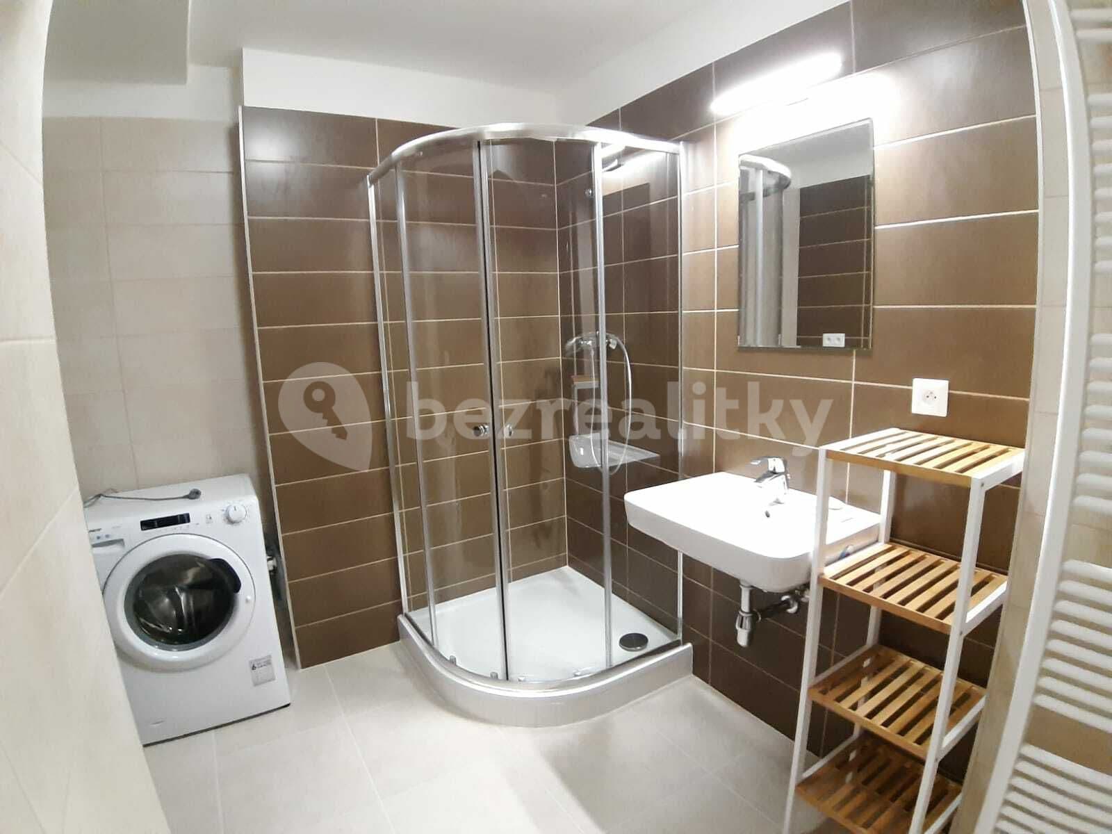 Prenájom bytu 1-izbový 47 m², Jankovcova, Praha, Praha Prenájom bytu 1-izbový 47 m², Jankovcova, Praha, Praha