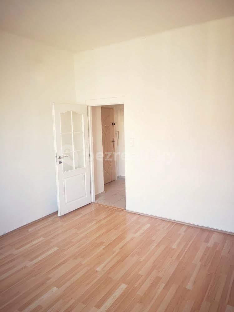 Prenájom bytu 2-izbový 41 m², Prostřední, Praha, Praha Prenájom bytu 2-izbový 41 m², Prostřední, Praha, Praha
