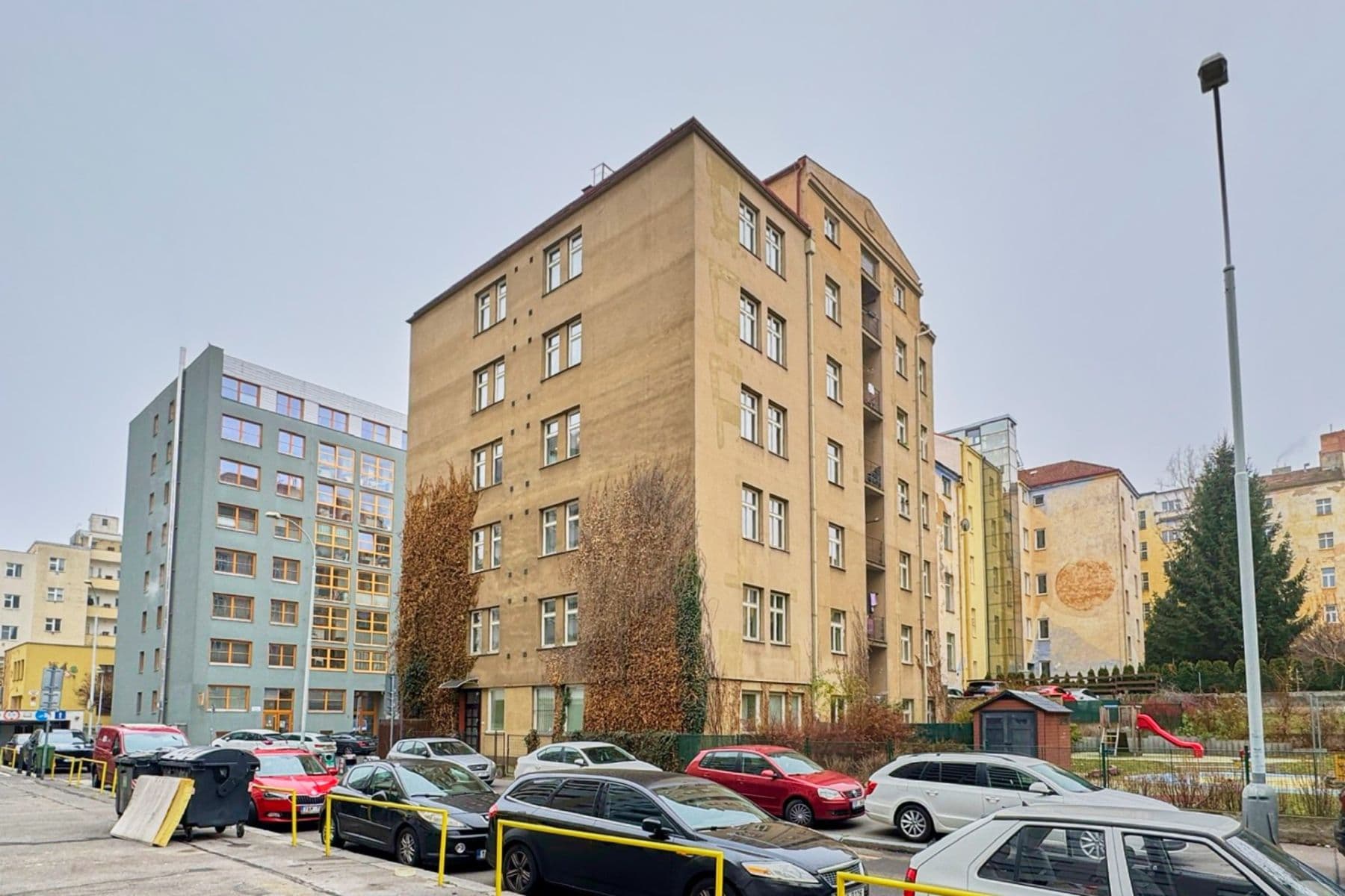 Prenájom bytu 3-izbový 52 m², Sudoměřská, Praha, Praha Prenájom bytu 3-izbový 52 m², Sudoměřská, Praha, Praha