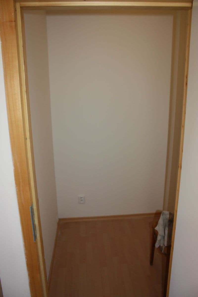 Prenájom bytu 3-izbový 52 m², Sudoměřská, Praha, Praha Prenájom bytu 3-izbový 52 m², Sudoměřská, Praha, Praha