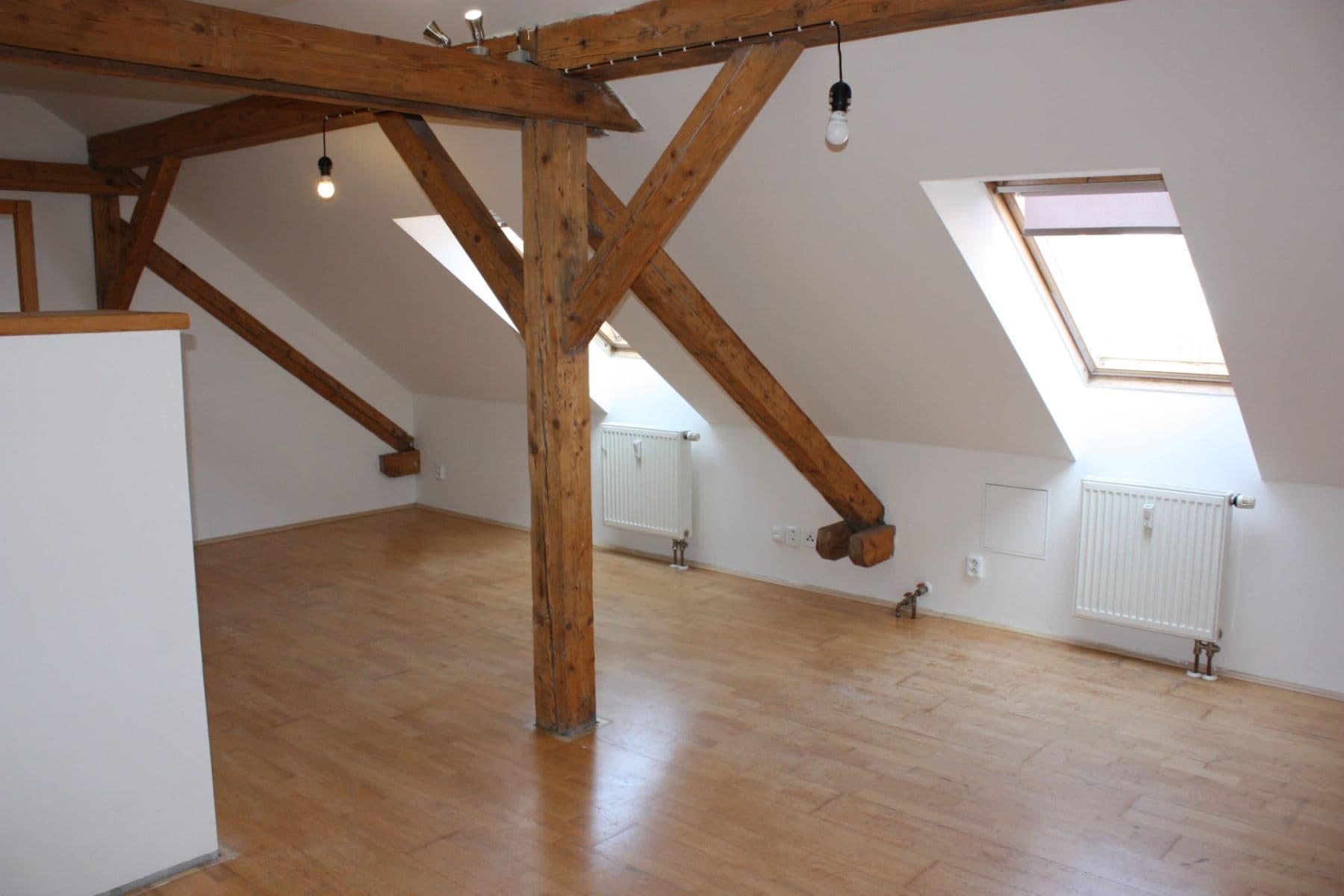 Prenájom bytu 3-izbový 52 m², Sudoměřská, Praha, Praha Prenájom bytu 3-izbový 52 m², Sudoměřská, Praha, Praha