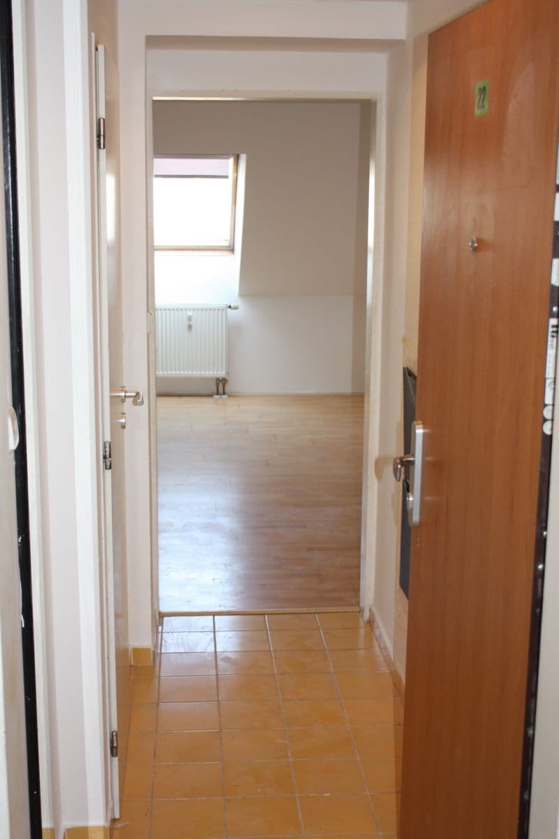 Prenájom bytu 3-izbový 52 m², Sudoměřská, Praha, Praha Prenájom bytu 3-izbový 52 m², Sudoměřská, Praha, Praha