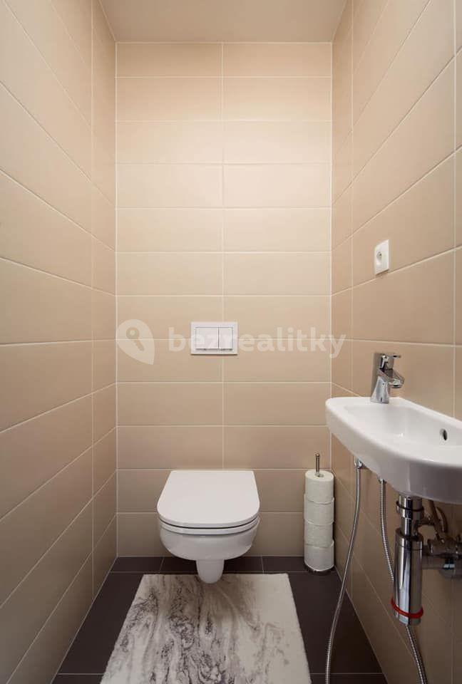 Prenájom bytu 2-izbový 56 m², U Mlýnského kanálu, Praha, Praha