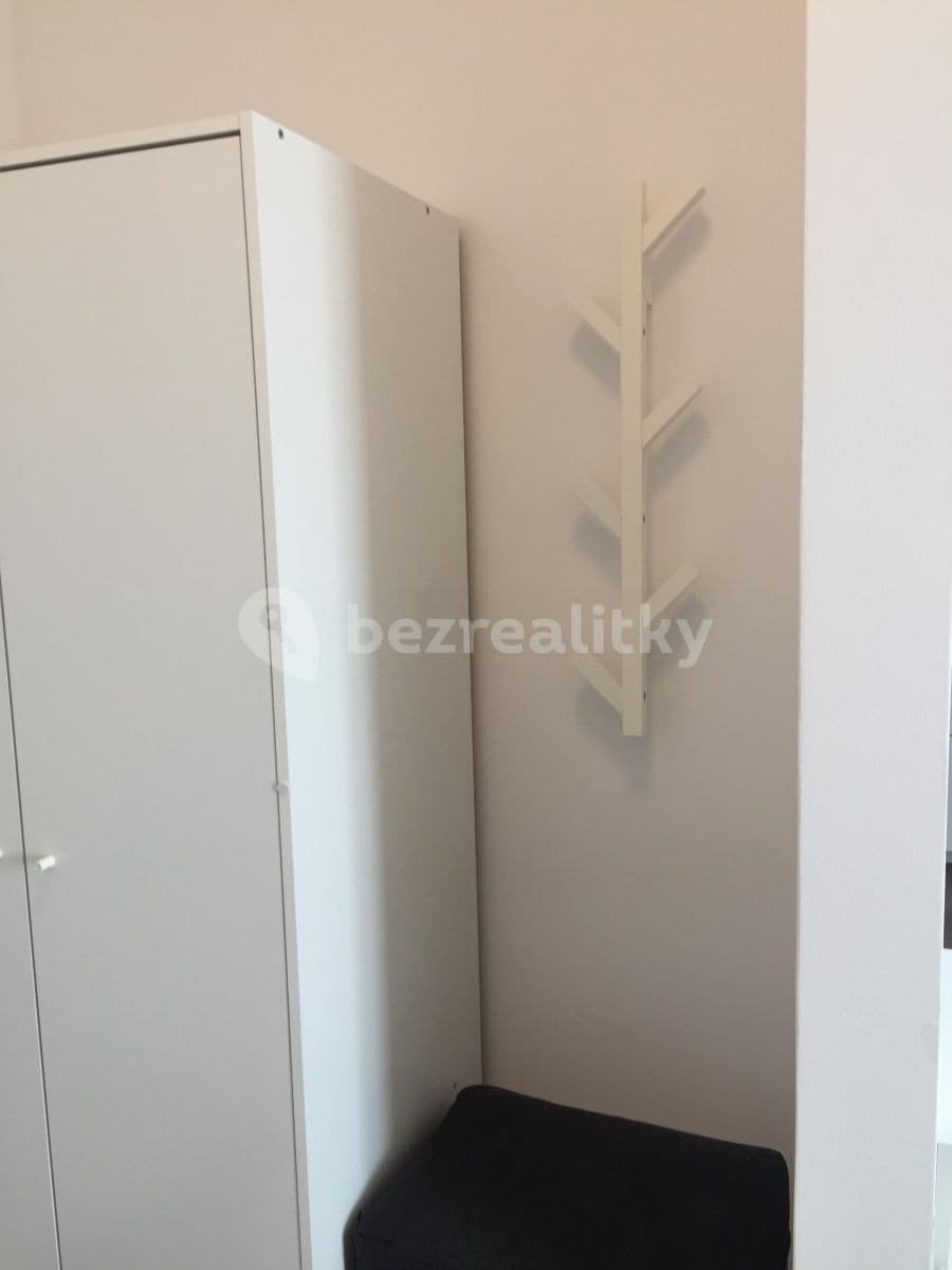 Prenájom bytu 2-izbový 47 m², Na križovatkách, Ružinov, Bratislavský kraj