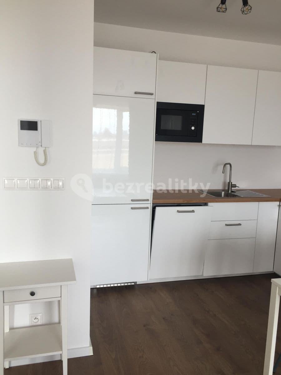 Prenájom bytu 2-izbový 47 m², Na križovatkách, Ružinov, Bratislavský kraj Prenájom bytu 2-izbový 47 m², Na križovatkách, Ružinov, Bratislavský kraj