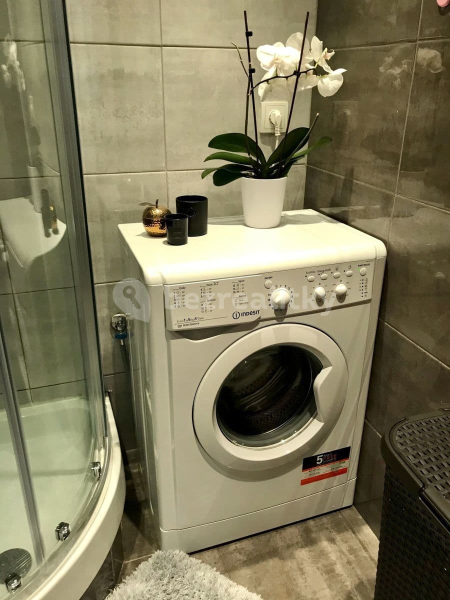 Prenájom bytu 2-izbový 54 m², Konžská, Praha, Praha Prenájom bytu 2-izbový 54 m², Konžská, Praha, Praha