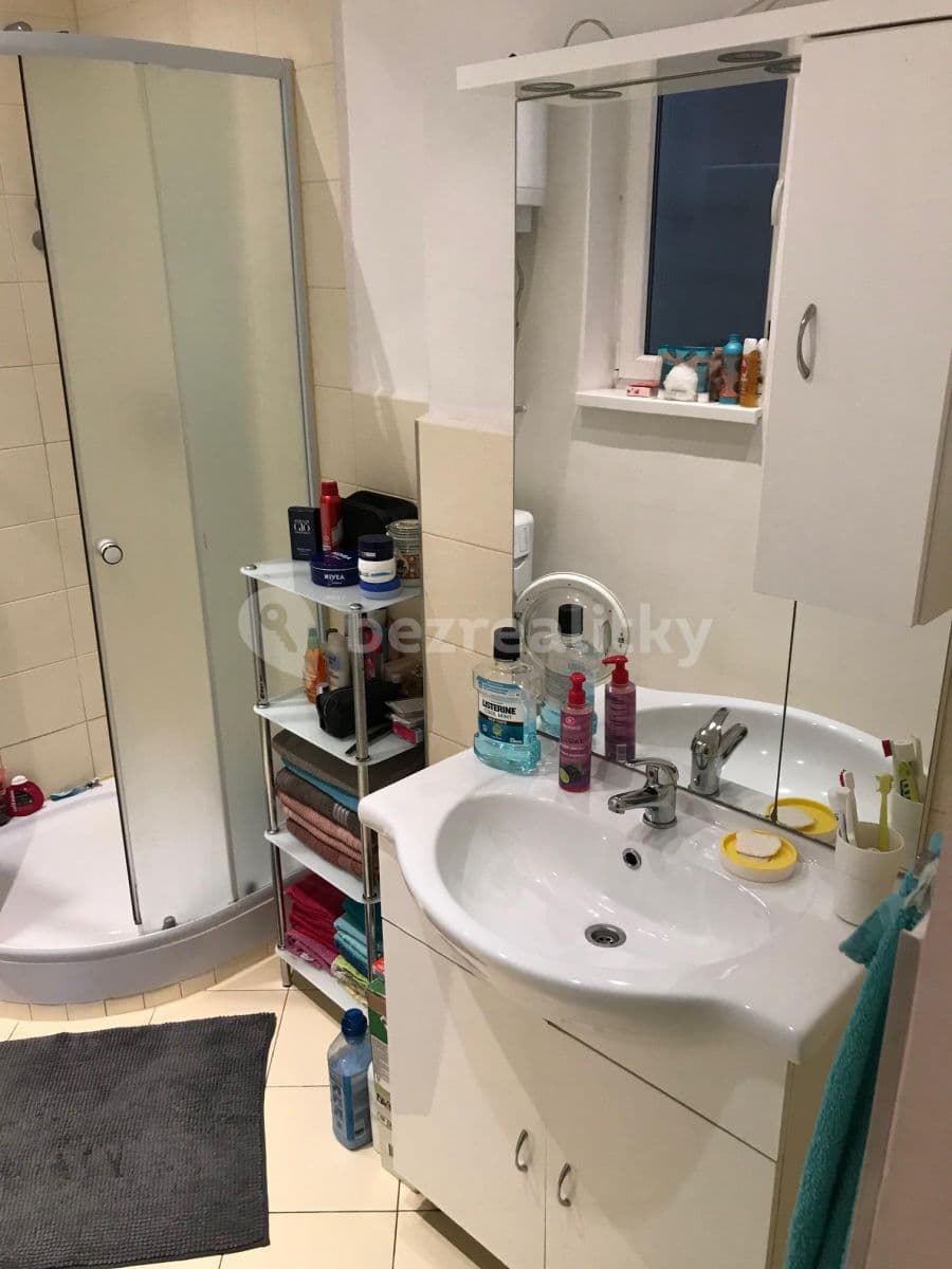 Prenájom bytu 2-izbový 50 m², Sokolovská, Praha, Praha Prenájom bytu 2-izbový 50 m², Sokolovská, Praha, Praha