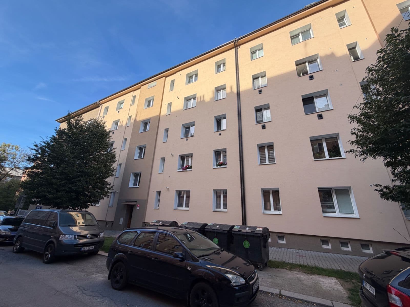 Prenájom bytu 2-izbový 48 m², Úslavská, Plzeň, Plzeňský kraj Prenájom bytu 2-izbový 48 m², Úslavská, Plzeň, Plzeňský kraj
