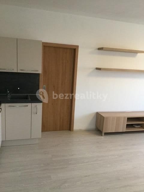 Prenájom bytu 1-izbový 47 m², Železničního pluku, Pardubice, Pardubický kraj Prenájom bytu 1-izbový 47 m², Železničního pluku, Pardubice, Pardubický kraj