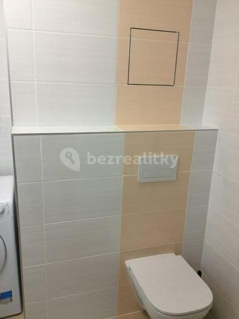 Prenájom bytu 1-izbový 47 m², Železničního pluku, Pardubice, Pardubický kraj Prenájom bytu 1-izbový 47 m², Železničního pluku, Pardubice, Pardubický kraj