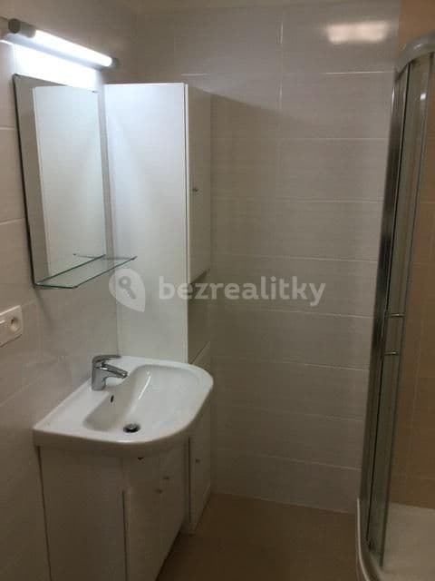 Prenájom bytu 1-izbový 47 m², Železničního pluku, Pardubice, Pardubický kraj Prenájom bytu 1-izbový 47 m², Železničního pluku, Pardubice, Pardubický kraj