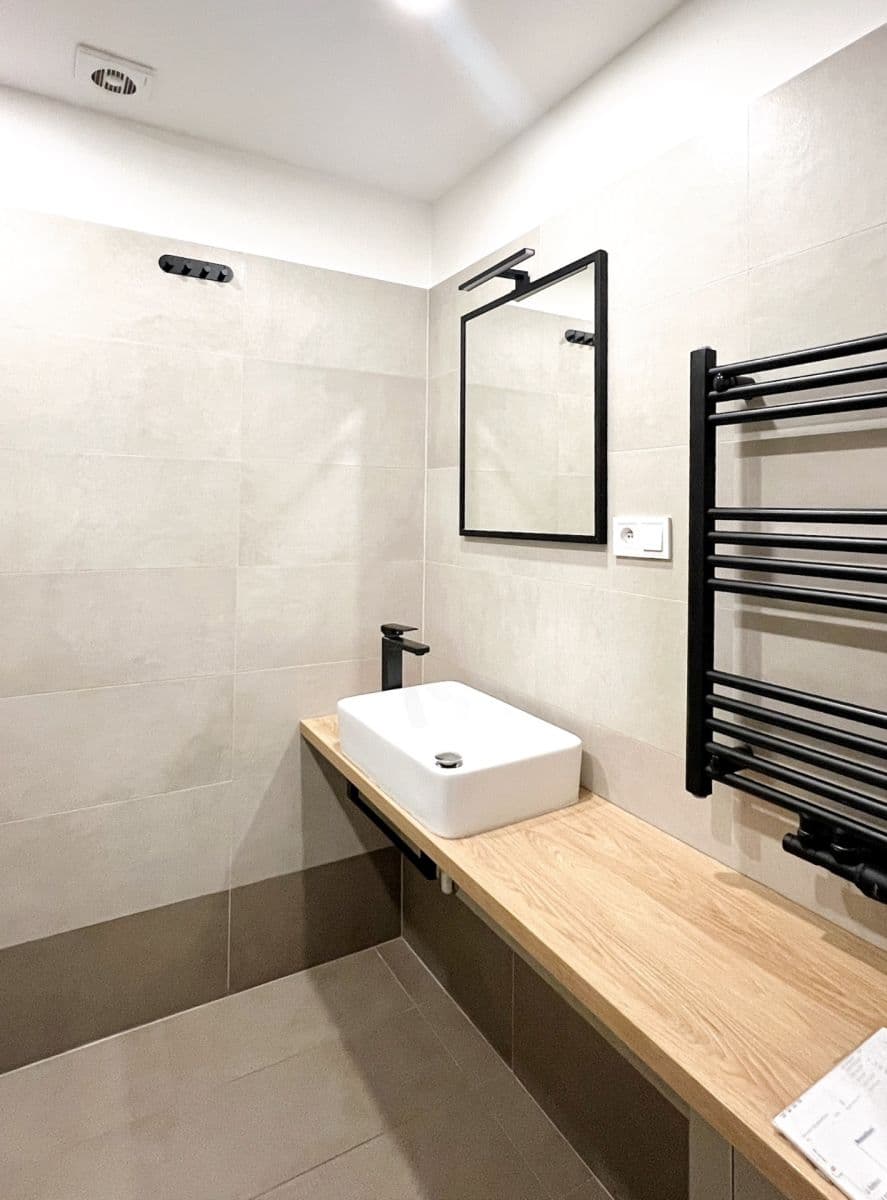 Prenájom bytu 3-izbový 75 m², V Olšinách, Praha, Praha Prenájom bytu 3-izbový 75 m², V Olšinách, Praha, Praha