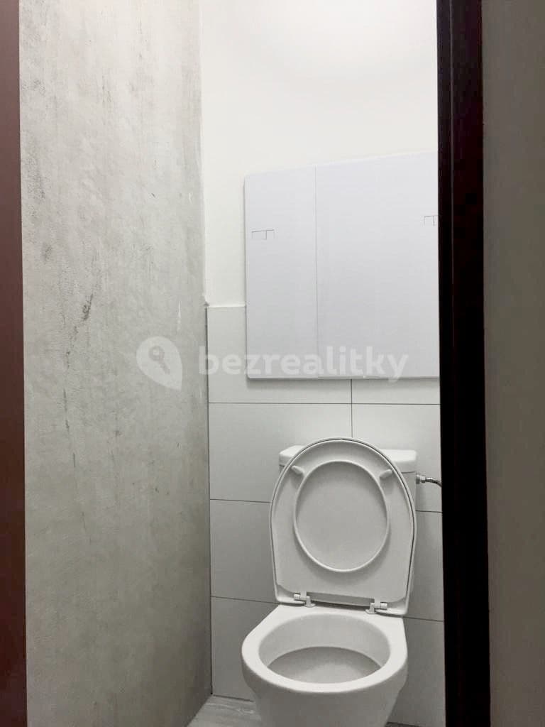 Prenájom bytu 1-izbový 29 m², Pod Lysinami, Praha, Praha Prenájom bytu 1-izbový 29 m², Pod Lysinami, Praha, Praha