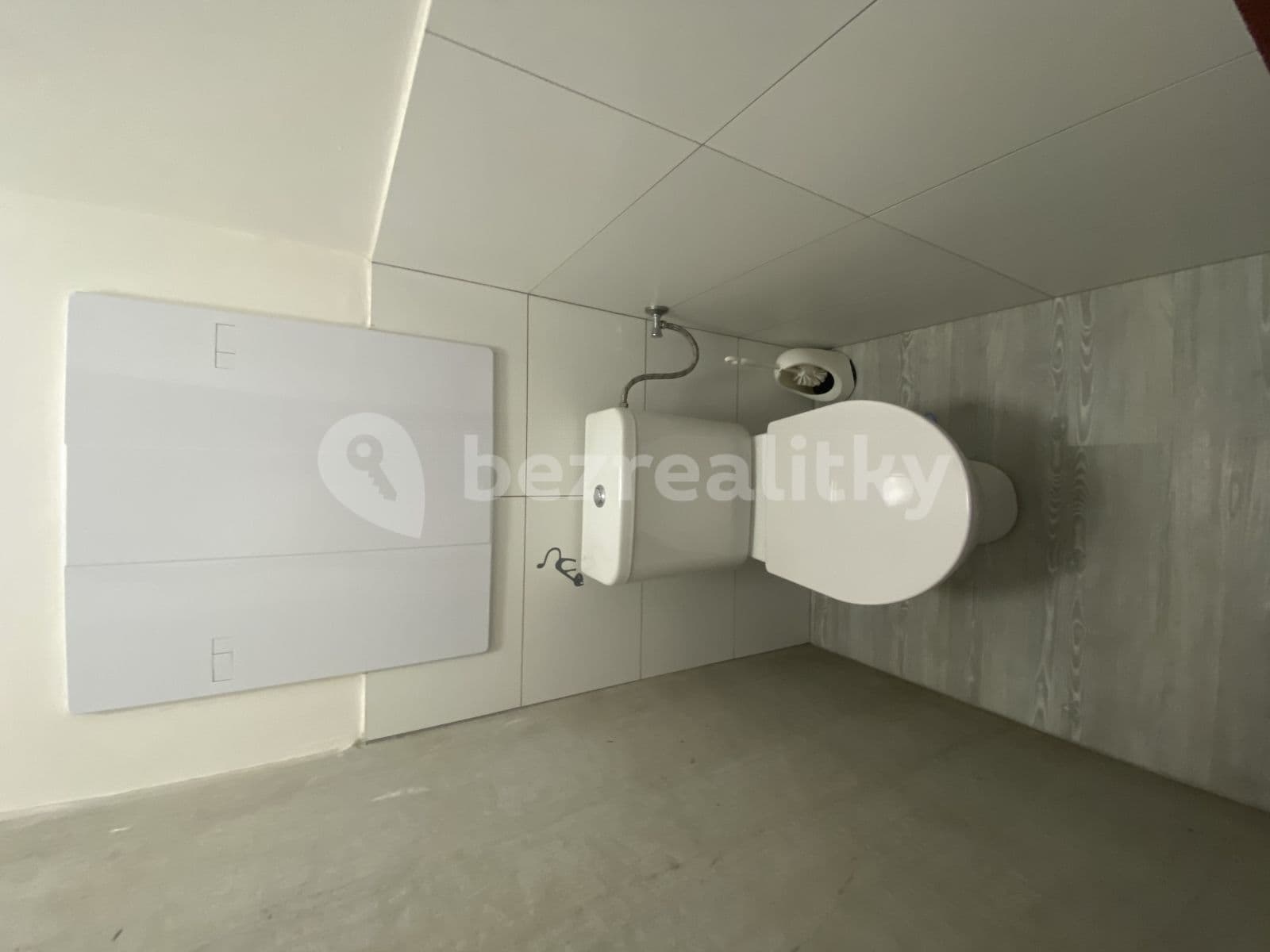 Prenájom bytu 1-izbový 29 m², Pod Lysinami, Praha, Praha Prenájom bytu 1-izbový 29 m², Pod Lysinami, Praha, Praha