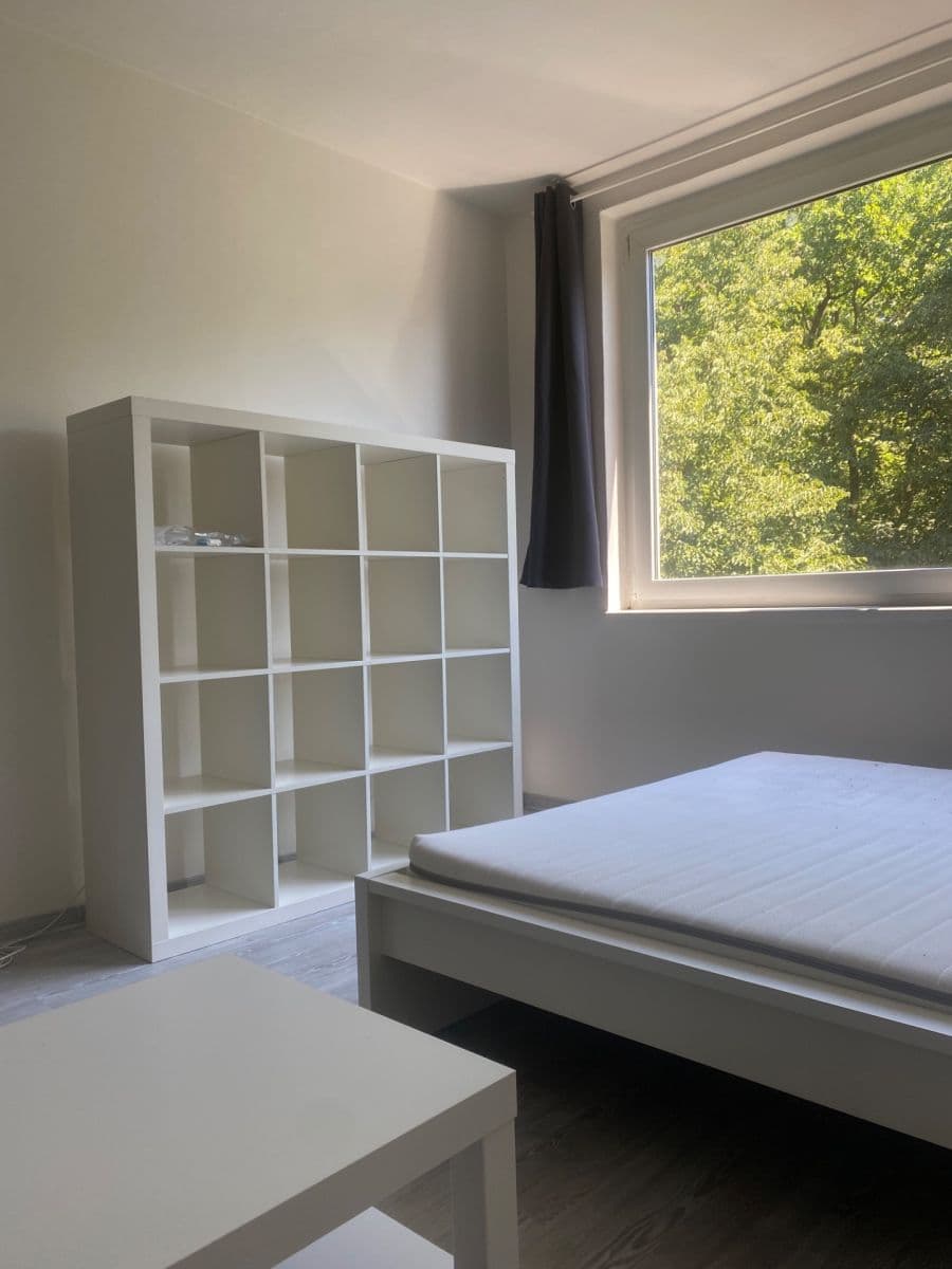Prenájom bytu 1-izbový 29 m², Pod Lysinami, Praha, Praha Prenájom bytu 1-izbový 29 m², Pod Lysinami, Praha, Praha