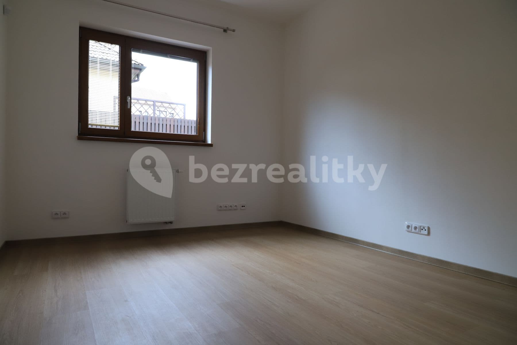 Prenájom bytu 2-izbový 55 m², Brandýská, Praha, Praha Prenájom bytu 2-izbový 55 m², Brandýská, Praha, Praha