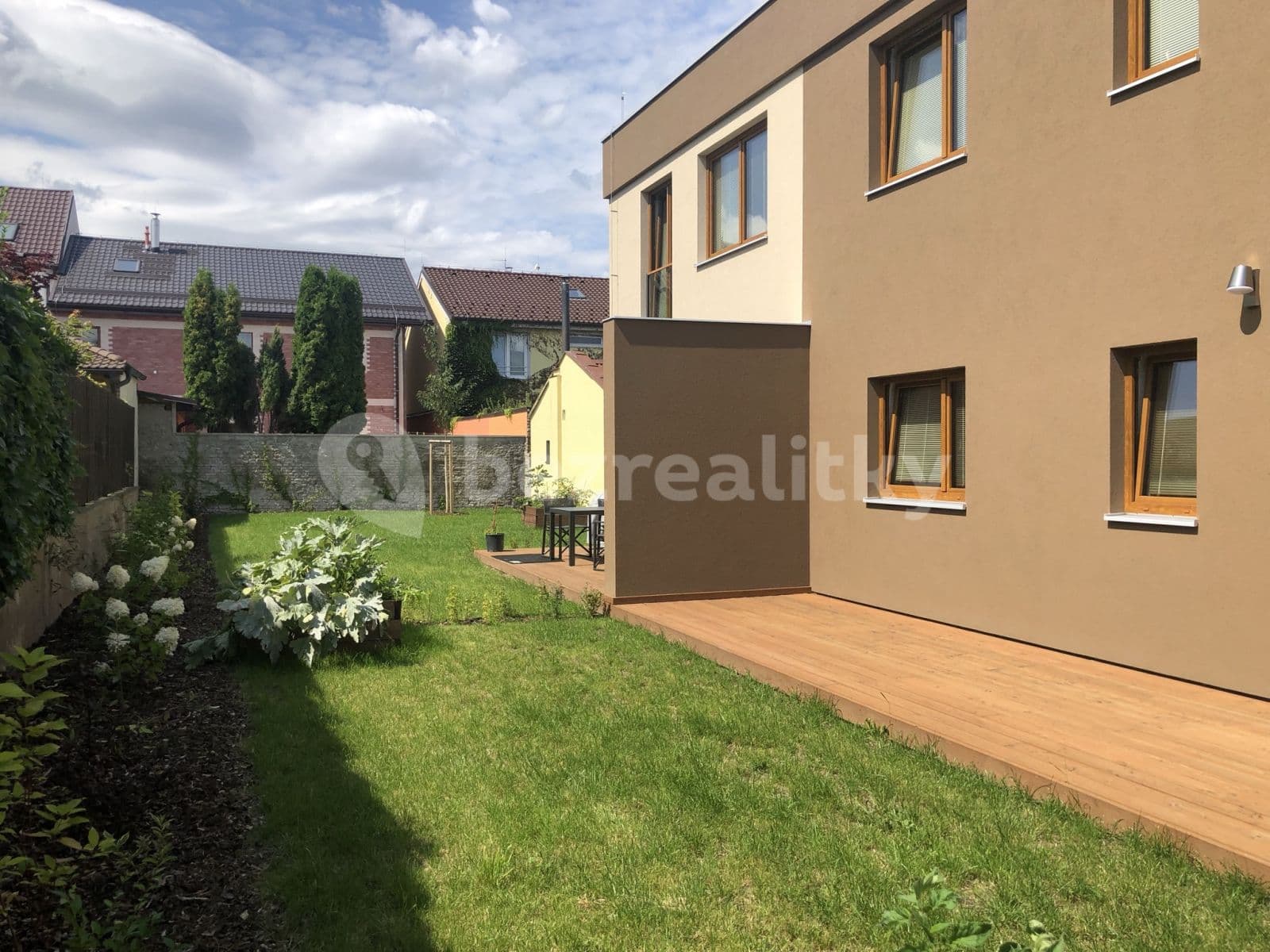 Prenájom bytu 2-izbový 55 m², Brandýská, Praha, Praha Prenájom bytu 2-izbový 55 m², Brandýská, Praha, Praha