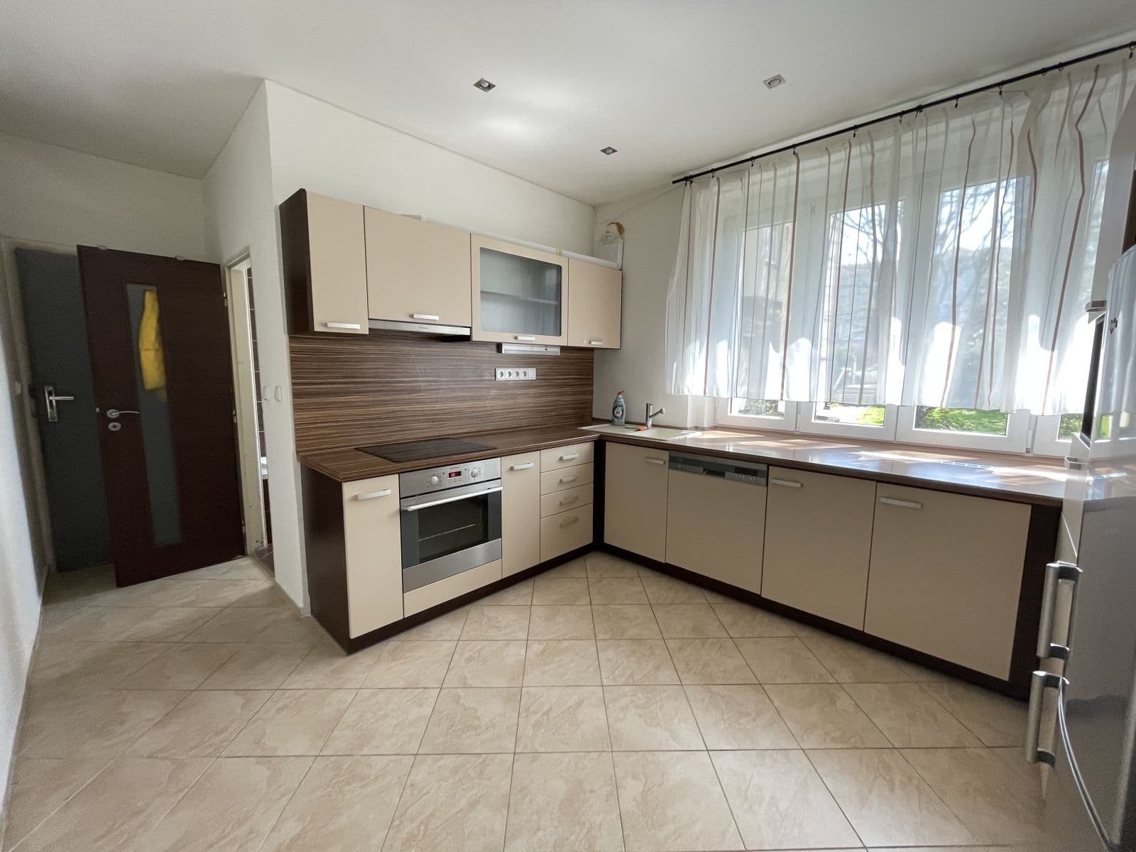 Prenájom bytu 2-izbový 42 m², Patočkova, Praha, Praha Prenájom bytu 2-izbový 42 m², Patočkova, Praha, Praha