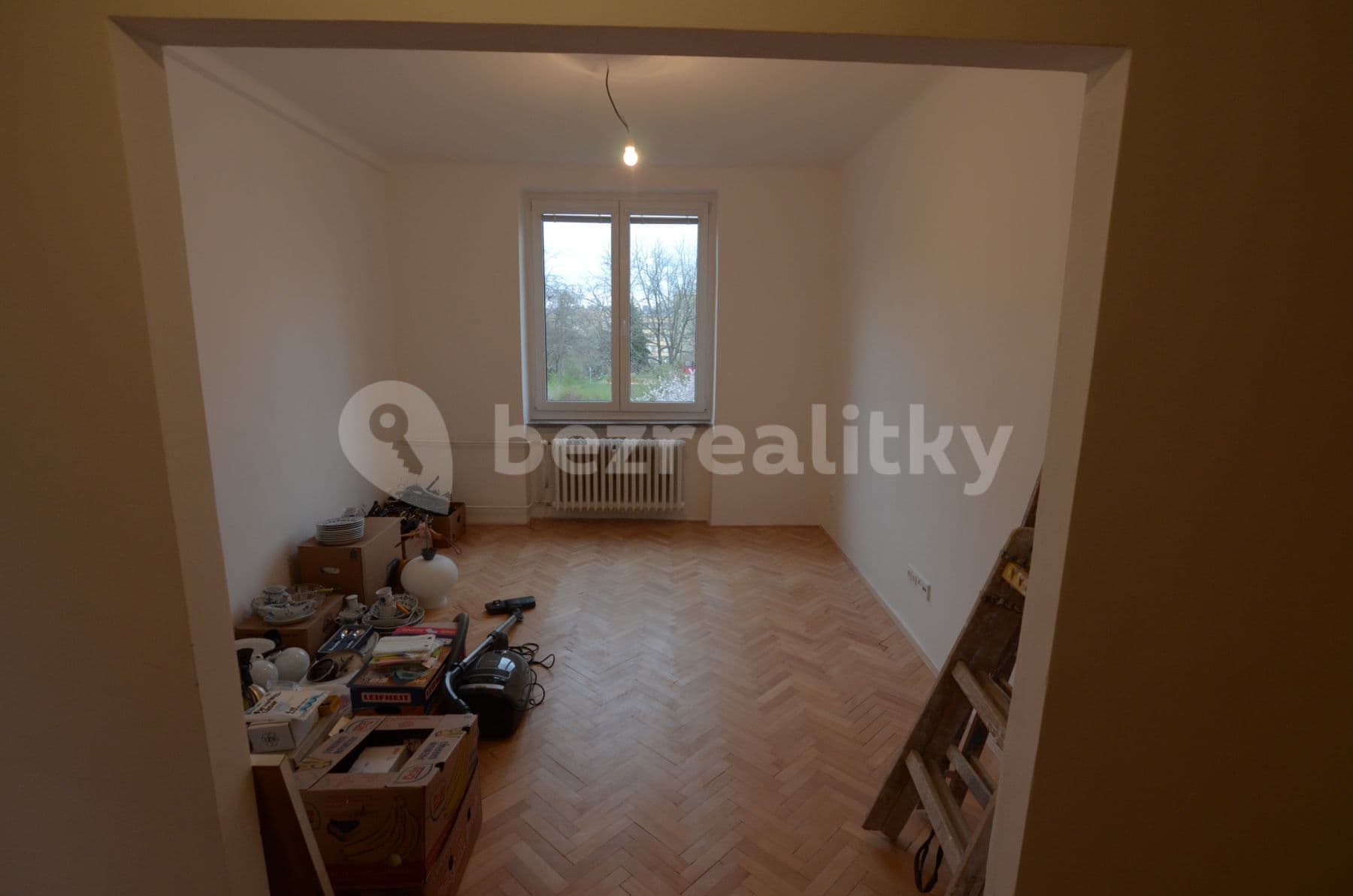 Prenájom bytu 3-izbový 77 m², Nedvězská, Praha, Praha Prenájom bytu 3-izbový 77 m², Nedvězská, Praha, Praha
