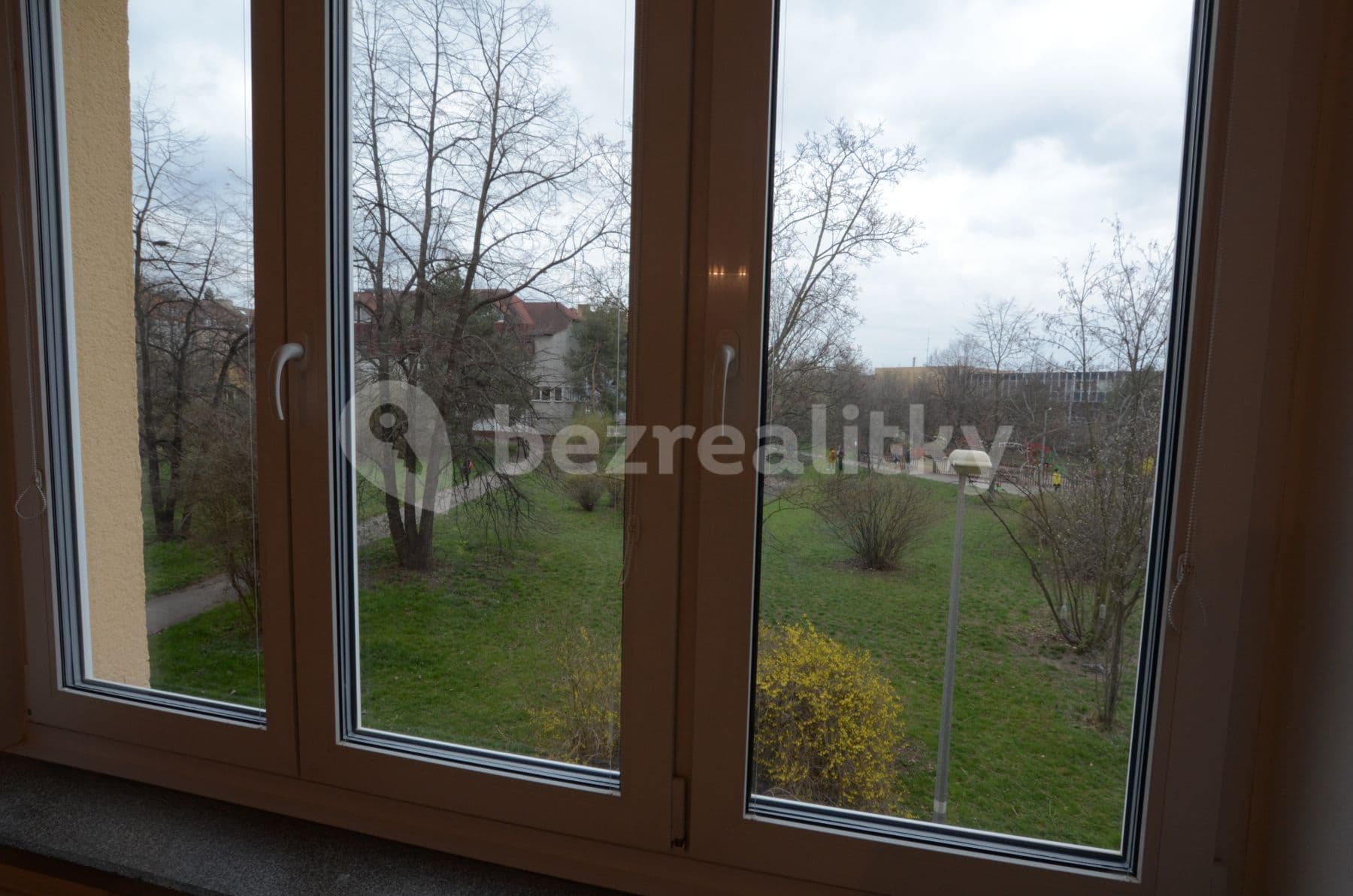 Prenájom bytu 3-izbový 77 m², Nedvězská, Praha, Praha Prenájom bytu 3-izbový 77 m², Nedvězská, Praha, Praha