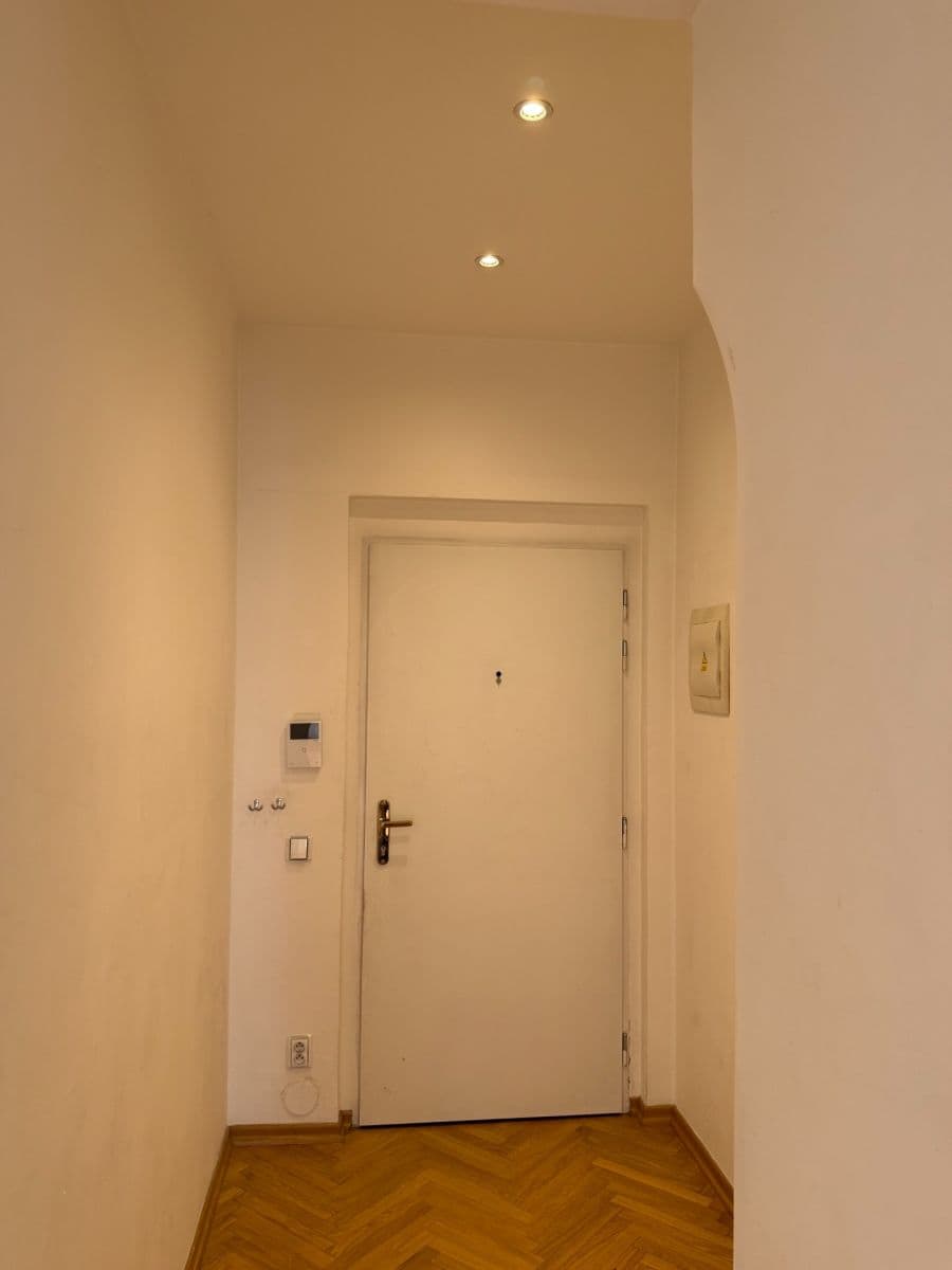 Prenájom bytu 2-izbový 52 m², Ondříčkova, Praha, Praha Prenájom bytu 2-izbový 52 m², Ondříčkova, Praha, Praha