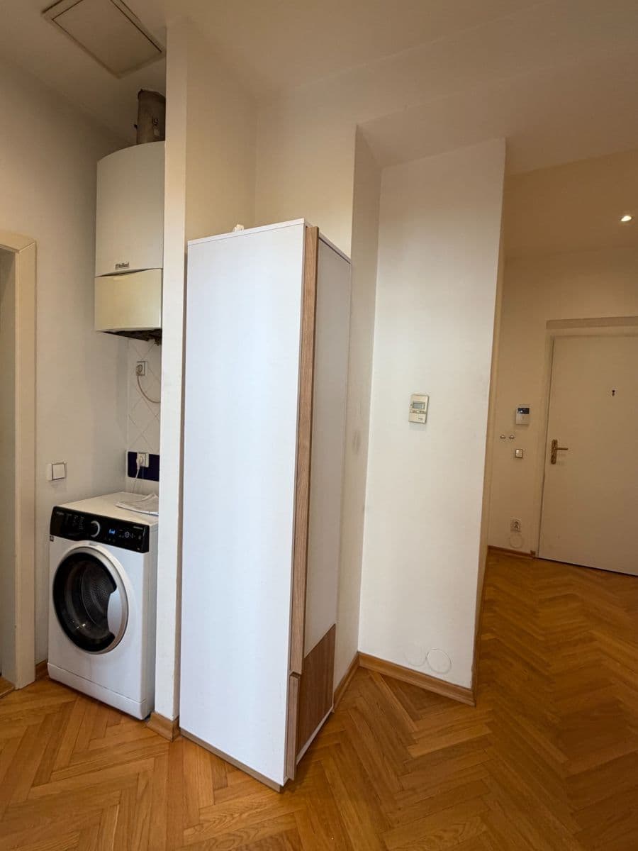 Prenájom bytu 2-izbový 52 m², Ondříčkova, Praha, Praha Prenájom bytu 2-izbový 52 m², Ondříčkova, Praha, Praha
