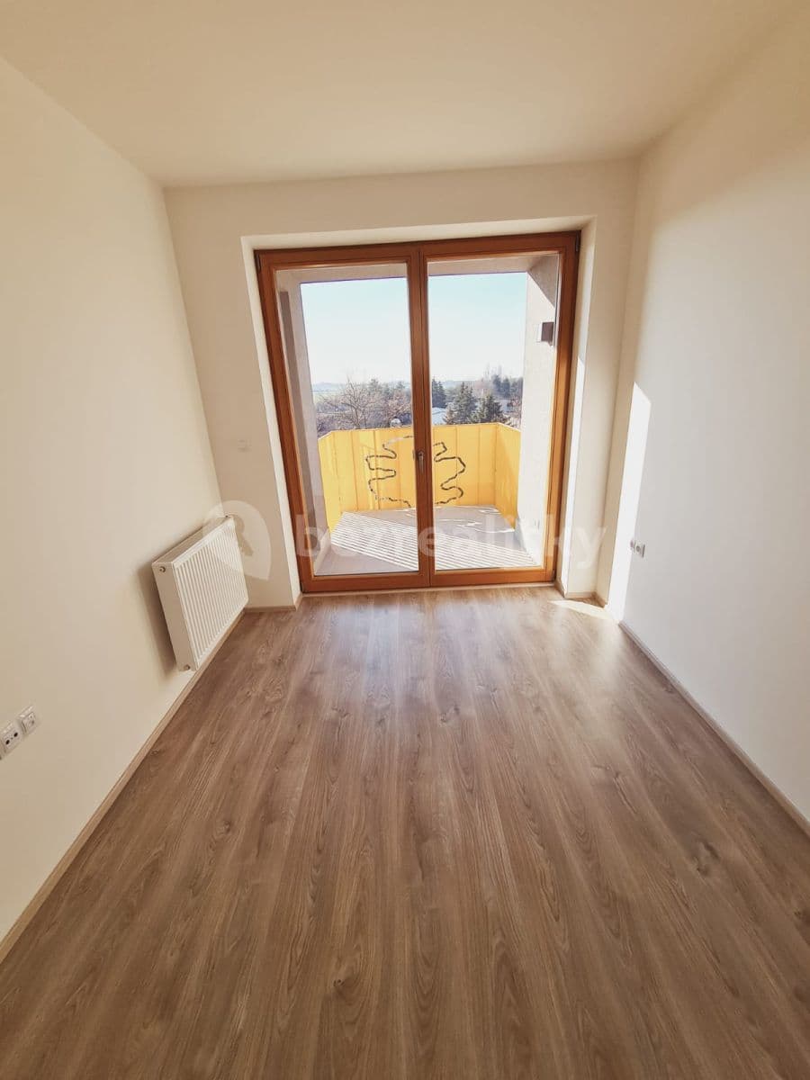 Prenájom bytu 2-izbový 46 m², Tovární, Čelákovice, Středočeský kraj Prenájom bytu 2-izbový 46 m², Tovární, Čelákovice, Středočeský kraj