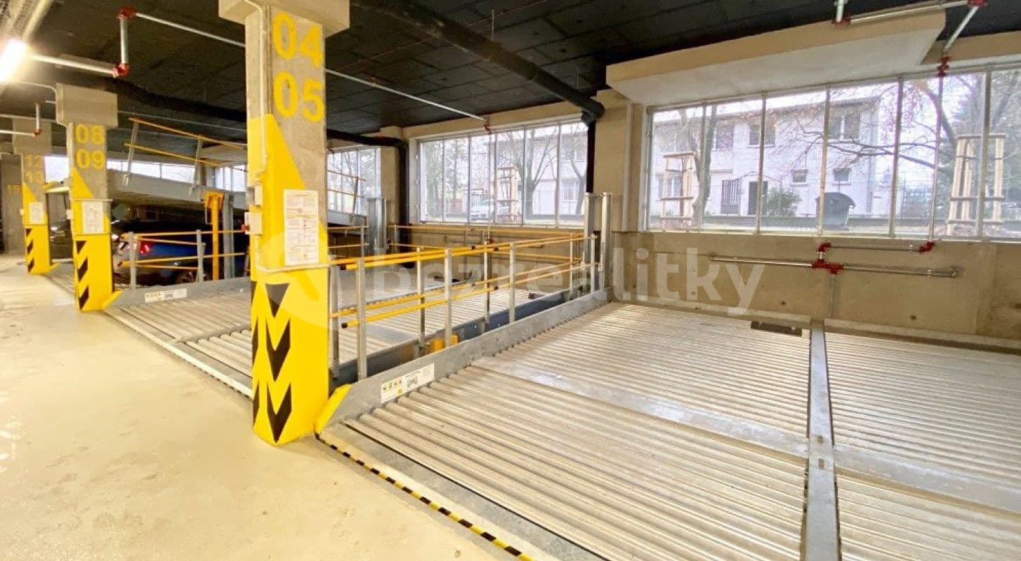 Prenájom bytu 2-izbový 46 m², Tovární, Čelákovice, Středočeský kraj Prenájom bytu 2-izbový 46 m², Tovární, Čelákovice, Středočeský kraj