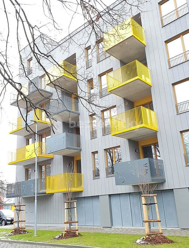 Prenájom bytu 2-izbový 46 m², Tovární, Čelákovice, Středočeský kraj Prenájom bytu 2-izbový 46 m², Tovární, Čelákovice, Středočeský kraj