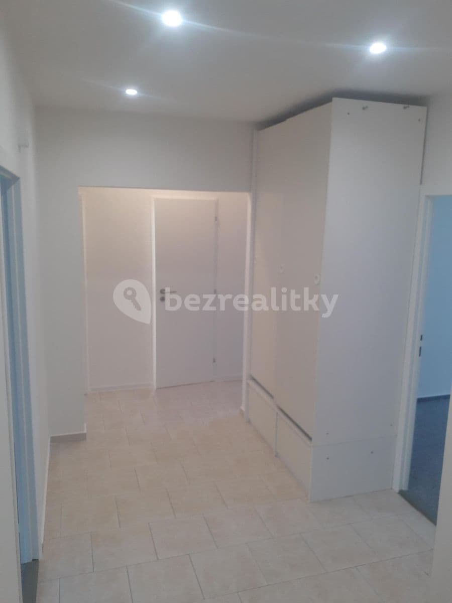 Prenájom bytu 3-izbový 70 m², Na Honech I, Zlín, Zlínský kraj Prenájom bytu 3-izbový 70 m², Na Honech I, Zlín, Zlínský kraj