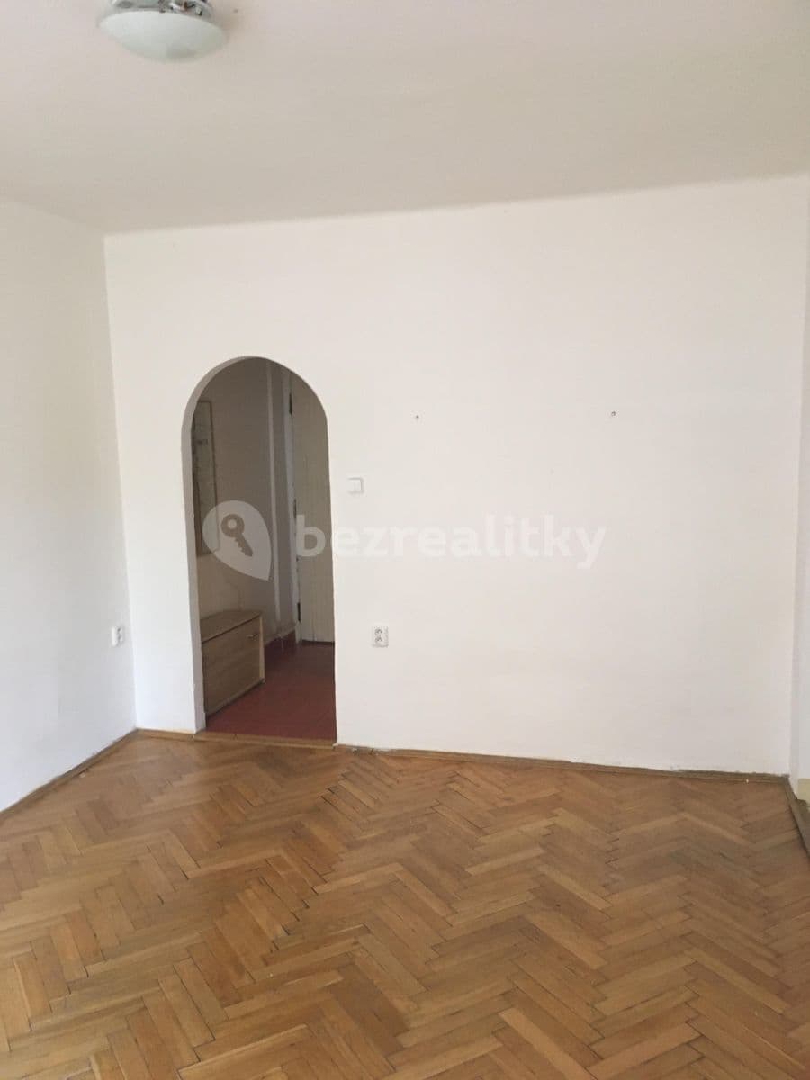 Prenájom bytu 2-izbový 48 m², Horova, Ústí nad Labem, Ústecký kraj Prenájom bytu 2-izbový 48 m², Horova, Ústí nad Labem, Ústecký kraj