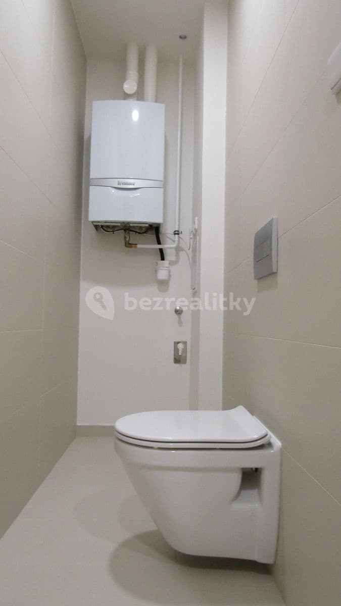 Prenájom bytu 1-izbový 45 m², Vinohradská, Praha, Praha Prenájom bytu 1-izbový 45 m², Vinohradská, Praha, Praha