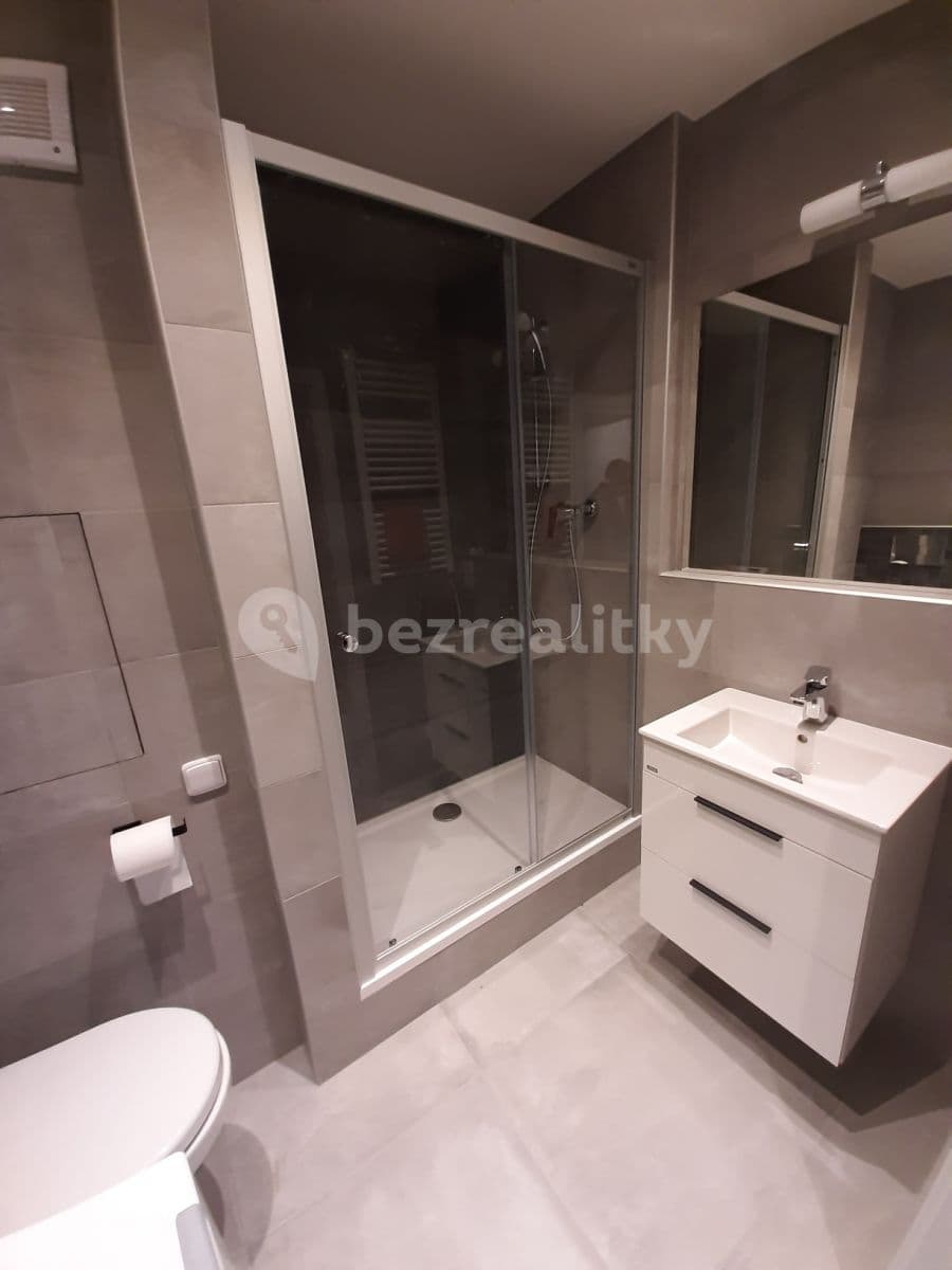 Prenájom bytu 2-izbový 43 m², Sezemínská, Praha, Praha Prenájom bytu 2-izbový 43 m², Sezemínská, Praha, Praha