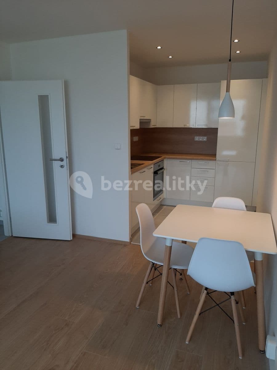 Prenájom bytu 2-izbový 43 m², Sezemínská, Praha, Praha Prenájom bytu 2-izbový 43 m², Sezemínská, Praha, Praha