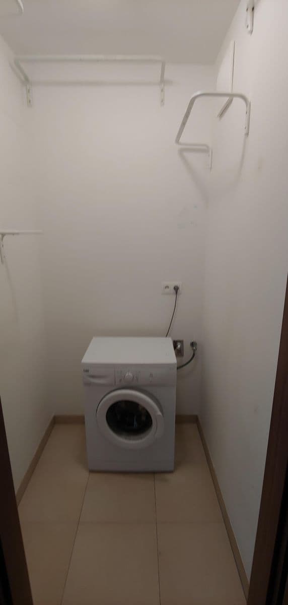 Prenájom bytu 1-izbový 36 m², Nad Úžlabinou, Praha, Praha Prenájom bytu 1-izbový 36 m², Nad Úžlabinou, Praha, Praha