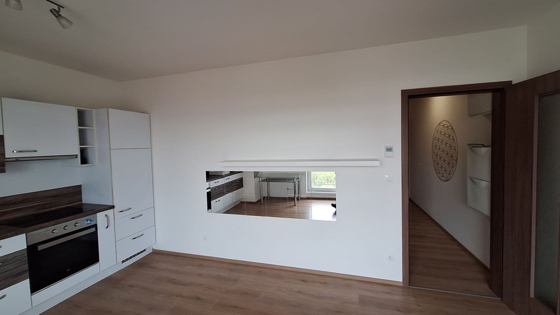 Prenájom bytu 1-izbový 36 m², Nad Úžlabinou, Praha, Praha Prenájom bytu 1-izbový 36 m², Nad Úžlabinou, Praha, Praha