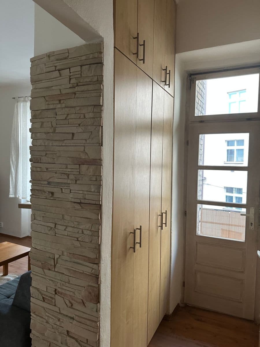 Prenájom bytu 2-izbový 56 m², Krokova, Praha, Praha Prenájom bytu 2-izbový 56 m², Krokova, Praha, Praha
