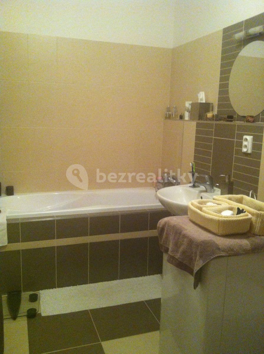 Prenájom bytu 1-izbový 41 m², Sicherova, Praha, Praha Prenájom bytu 1-izbový 41 m², Sicherova, Praha, Praha