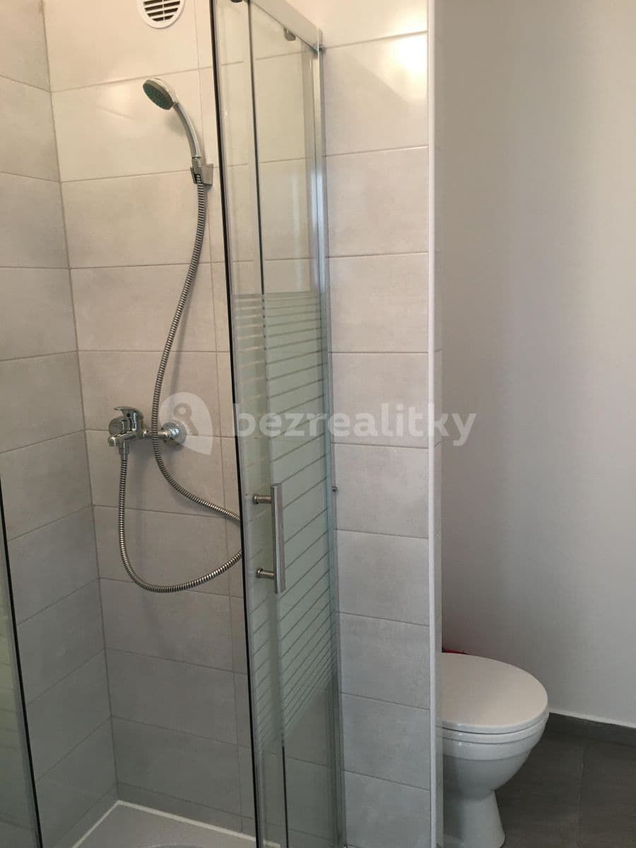 Prenájom bytu 1-izbový 32 m², Družstevní, Letovice, Jihomoravský kraj Prenájom bytu 1-izbový 32 m², Družstevní, Letovice, Jihomoravský kraj