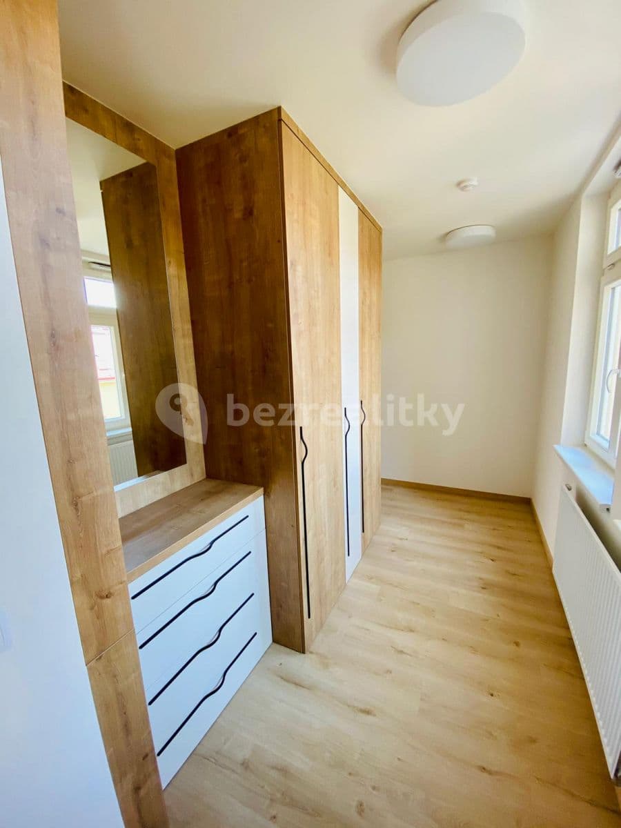 Prenájom bytu 2-izbový 61 m², Šaldova, Praha, Praha Prenájom bytu 2-izbový 61 m², Šaldova, Praha, Praha