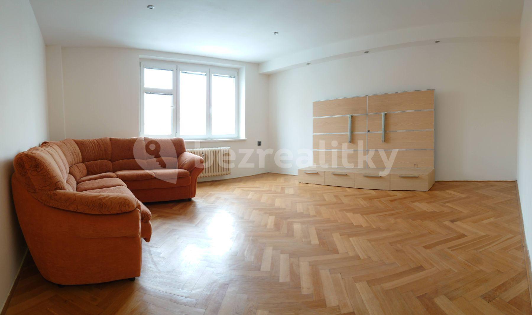 Prenájom bytu 3-izbový 90 m², Přívozská, Ostrava, Moravskoslezský kraj