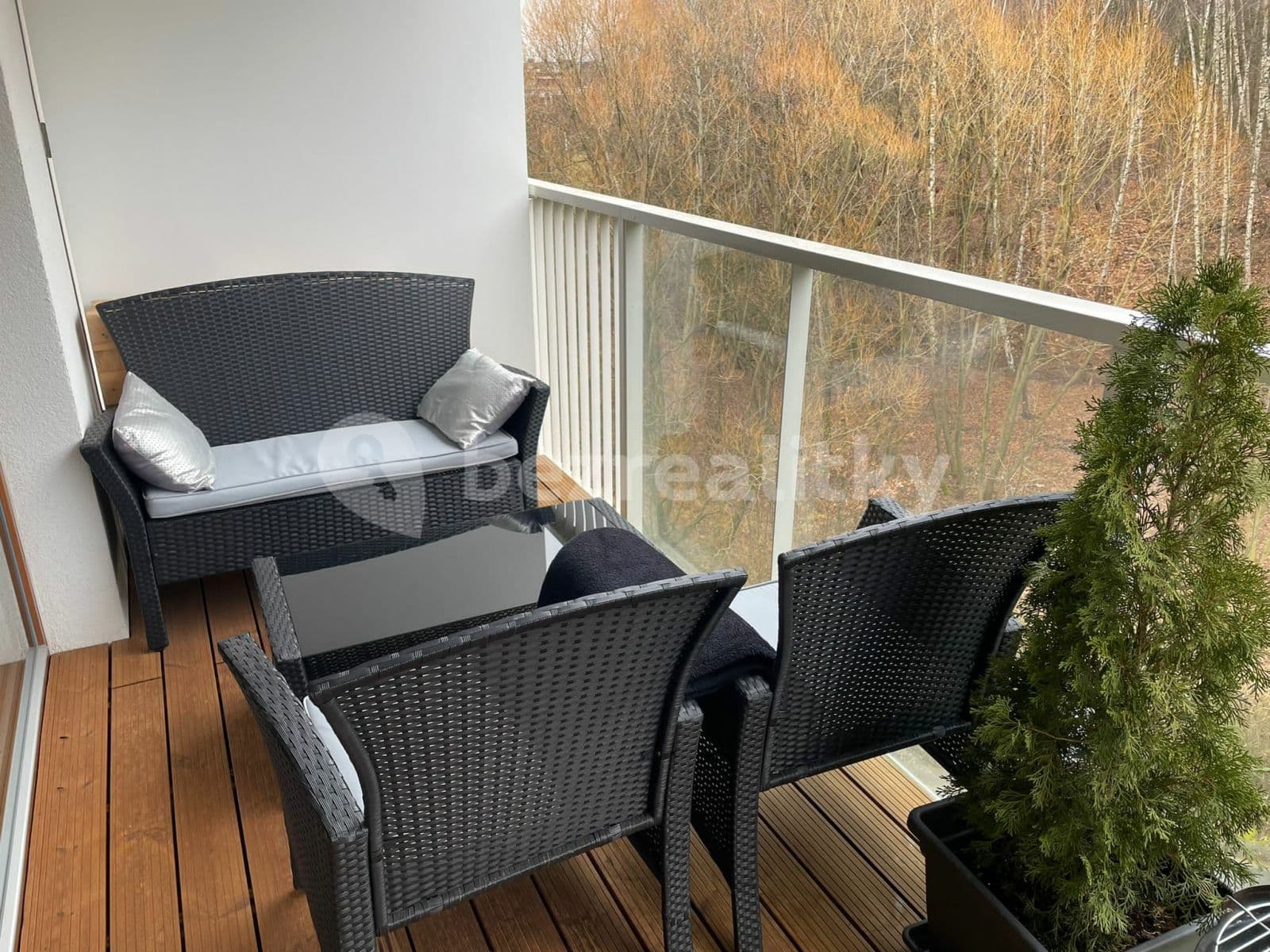 Prenájom bytu 2-izbový 54 m², Naskové, Praha, Praha Prenájom bytu 2-izbový 54 m², Naskové, Praha, Praha