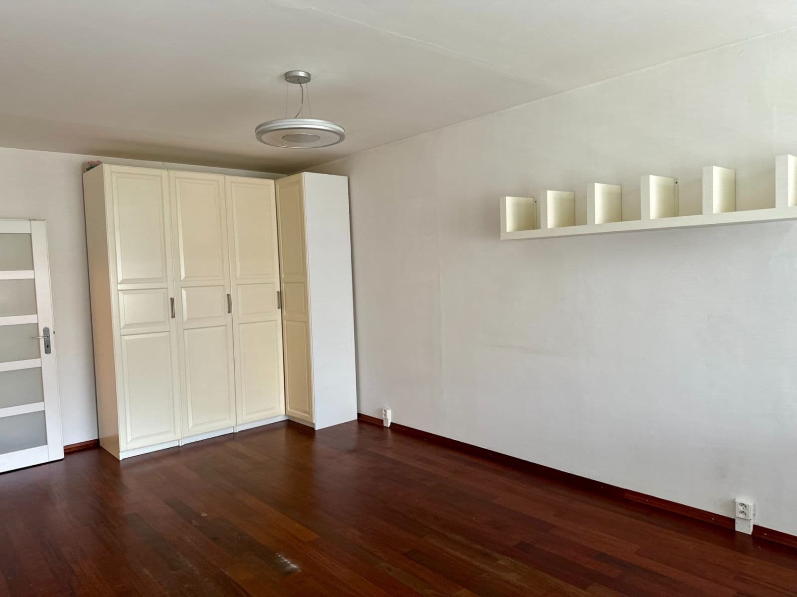 Prenájom bytu 2-izbový 64 m², Frýdlantská, Praha, Praha Prenájom bytu 2-izbový 64 m², Frýdlantská, Praha, Praha