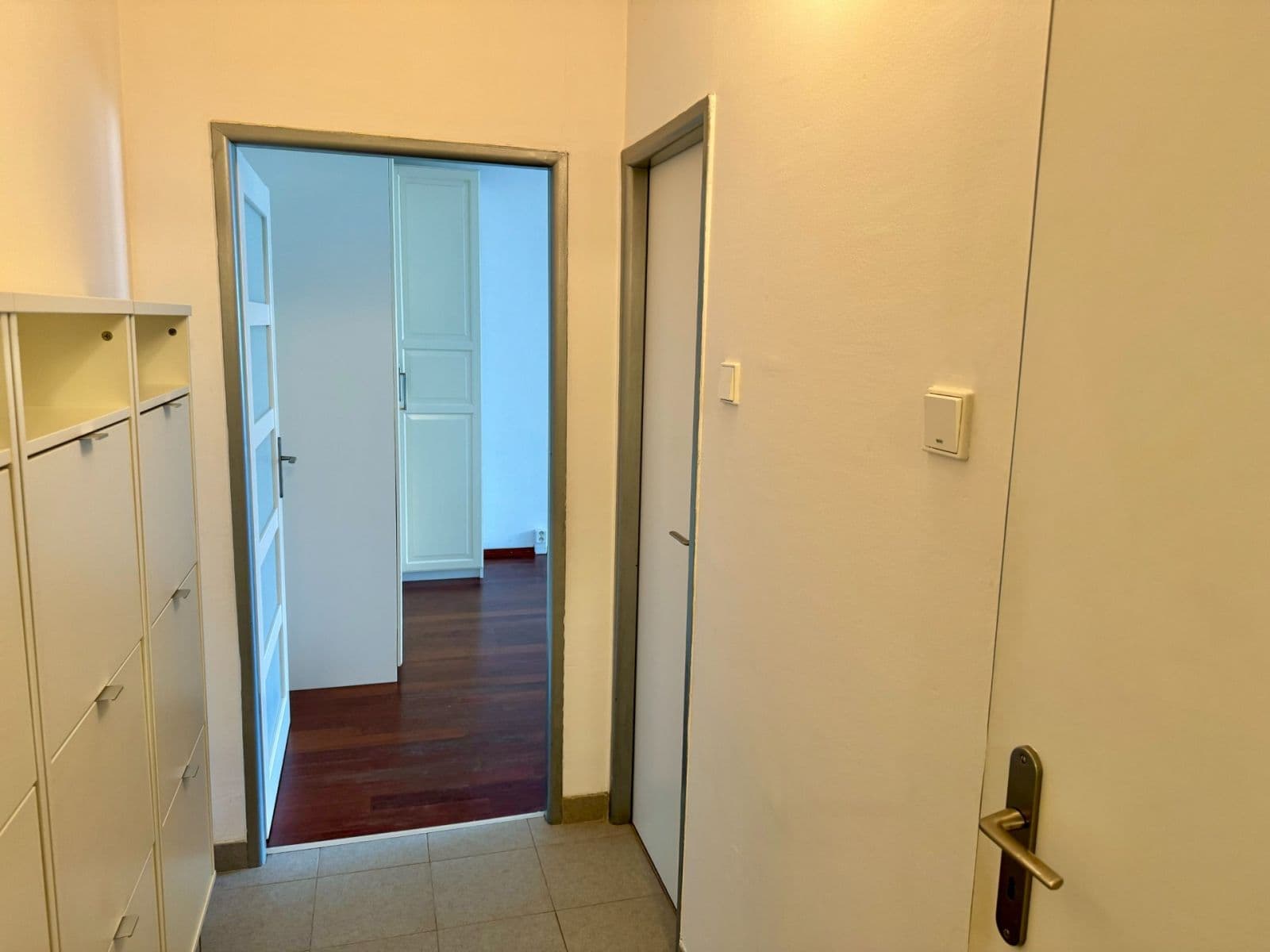Prenájom bytu 2-izbový 64 m², Frýdlantská, Praha, Praha Prenájom bytu 2-izbový 64 m², Frýdlantská, Praha, Praha