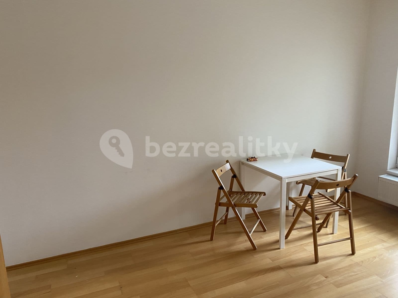 Prenájom bytu 1-izbový 37 m², Názovská, Praha, Praha Prenájom bytu 1-izbový 37 m², Názovská, Praha, Praha