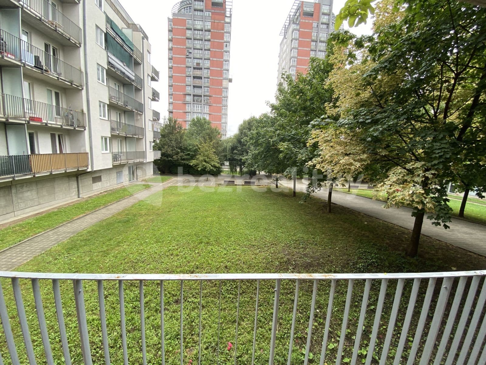 Prenájom bytu 1-izbový 37 m², Názovská, Praha, Praha Prenájom bytu 1-izbový 37 m², Názovská, Praha, Praha