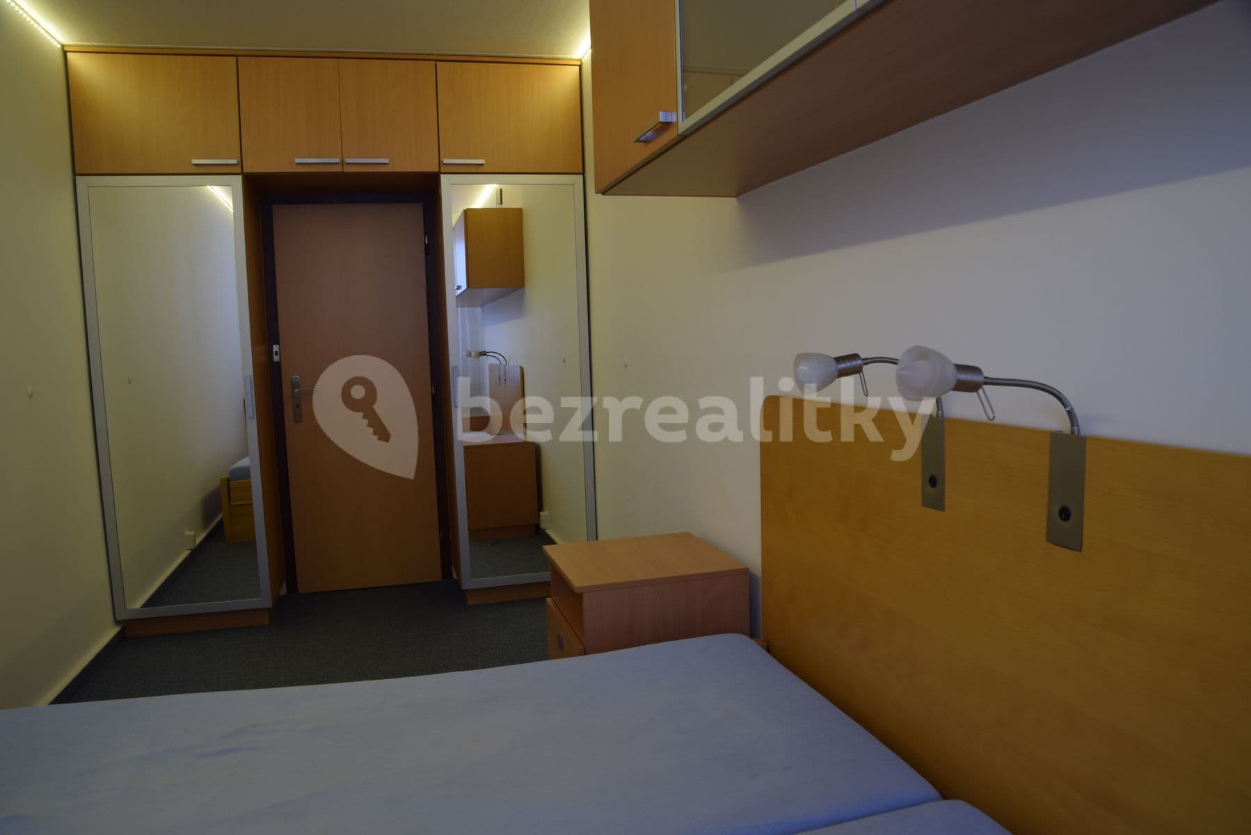 Prenájom bytu 4-izbový 93 m², Rodopská, Praha, Praha Prenájom bytu 4-izbový 93 m², Rodopská, Praha, Praha