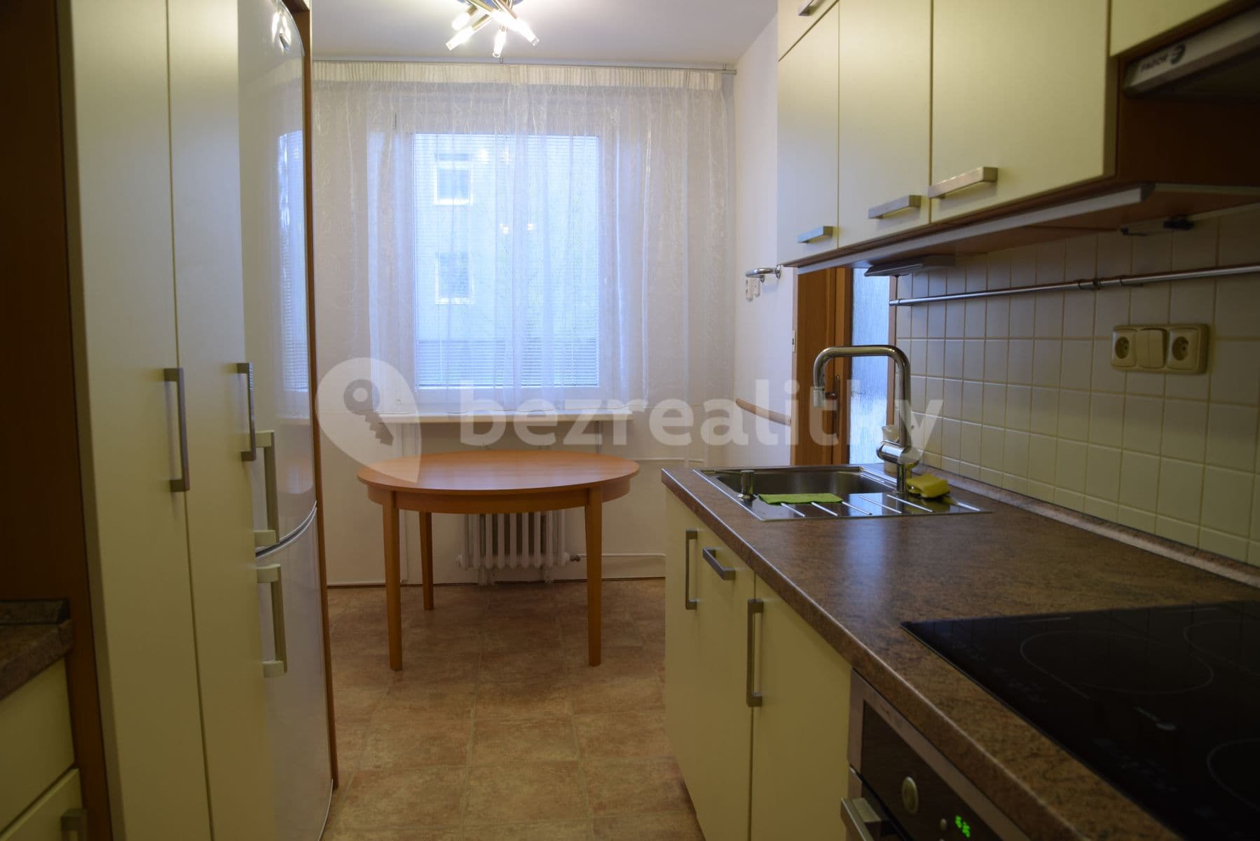 Prenájom bytu 4-izbový 93 m², Rodopská, Praha, Praha Prenájom bytu 4-izbový 93 m², Rodopská, Praha, Praha