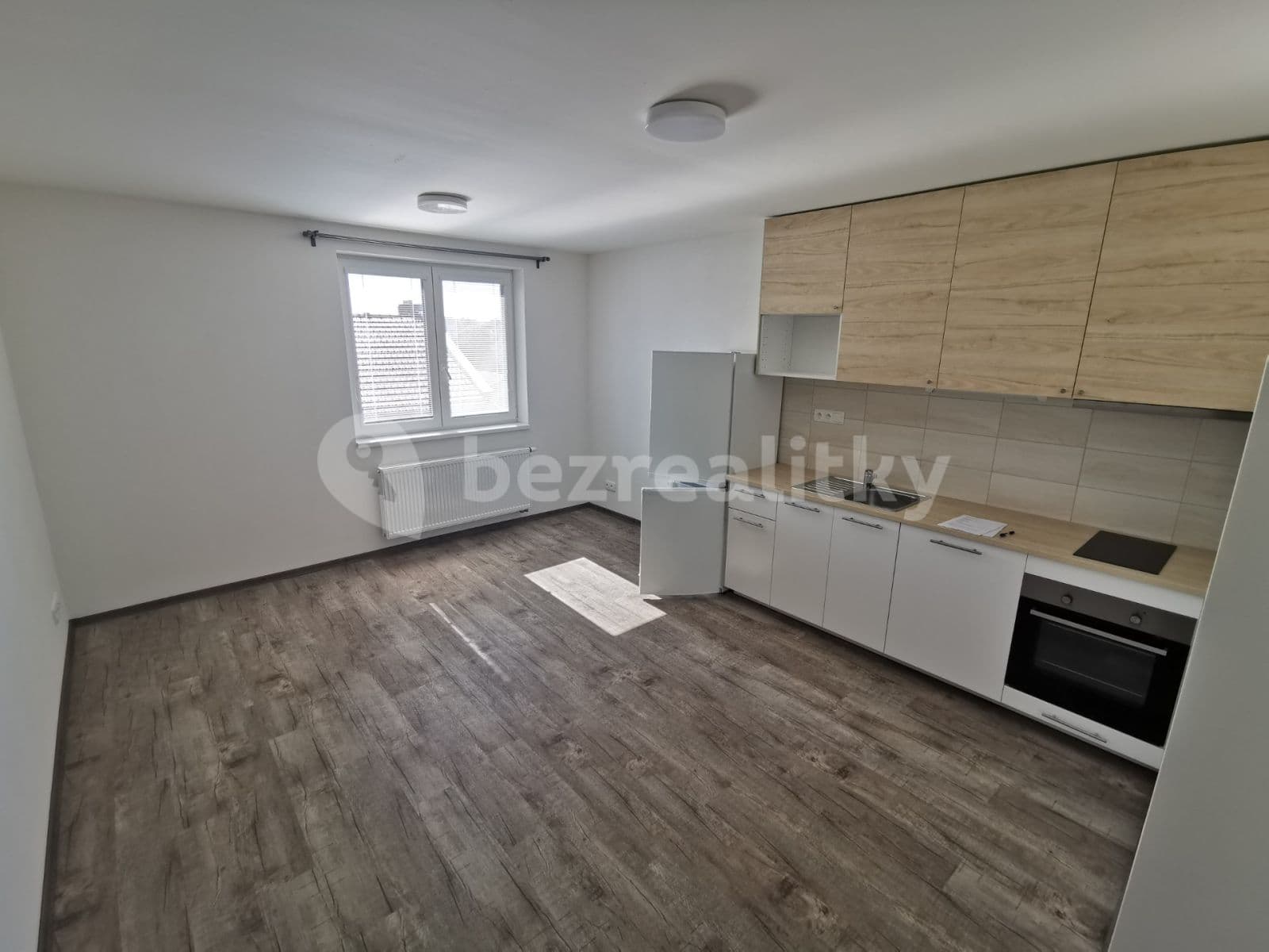Prenájom bytu 2-izbový 51 m², Mikšíčkova, Brno, Jihomoravský kraj Prenájom bytu 2-izbový 51 m², Mikšíčkova, Brno, Jihomoravský kraj